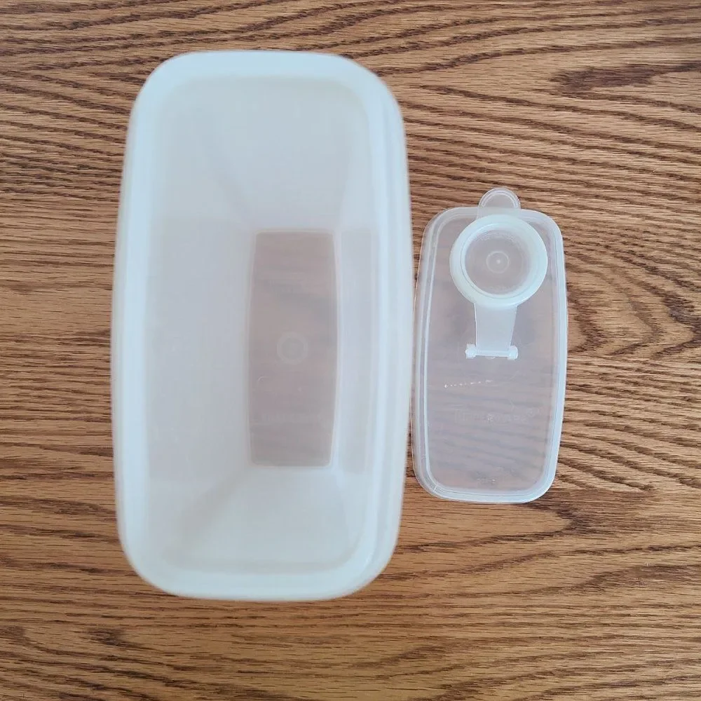 Tupperware Duo - Jr Store N Pour Cereal and Lid PLUS Slim Packette Divided Lunch